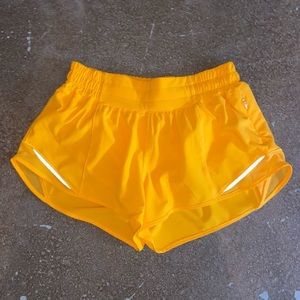 Lululemon Hotty Hot 2.5” Clementine (4)